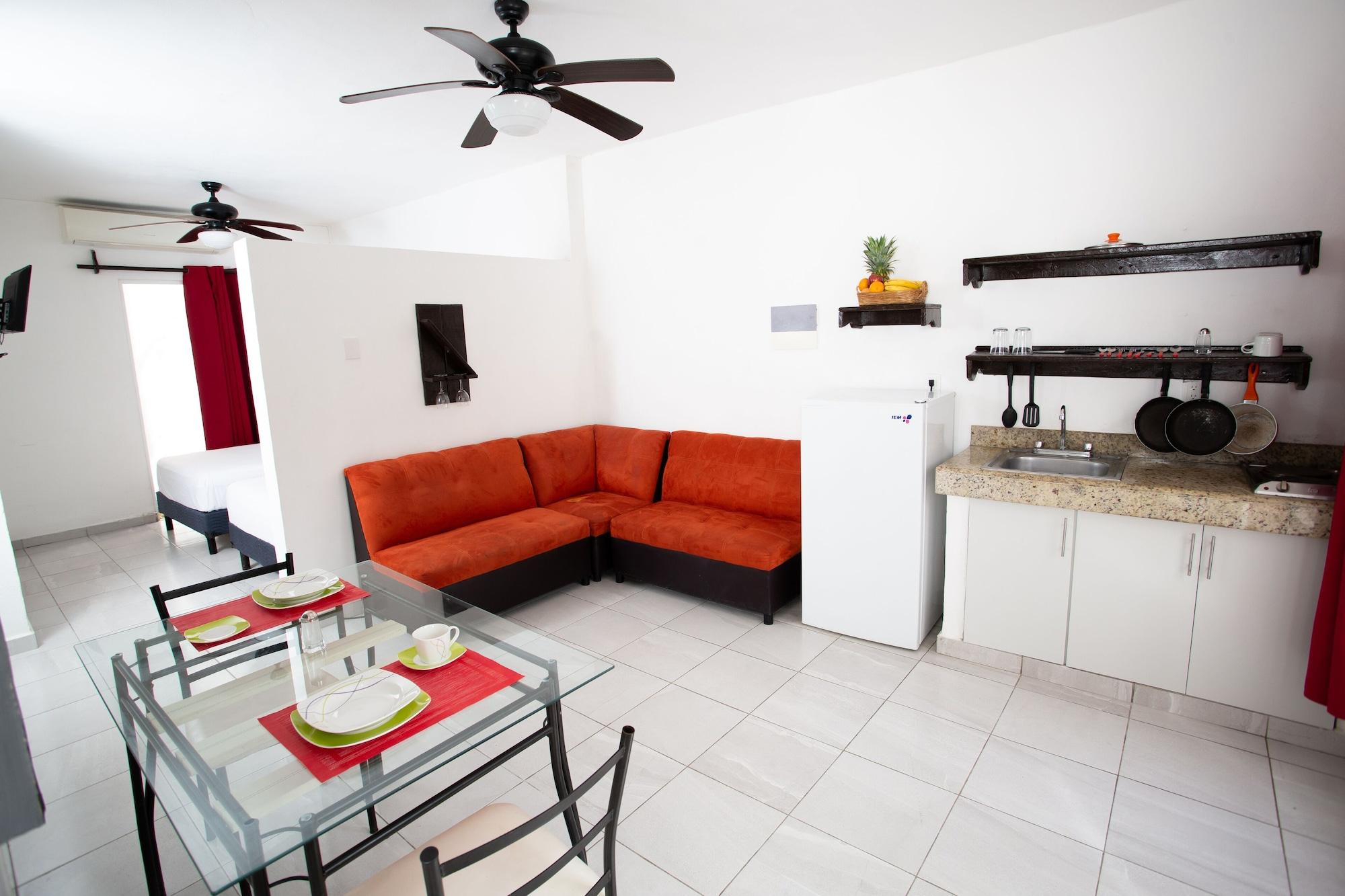 Suite 24 Aparthotel By Xperience Hotels Playa del Carmen Exterior photo
