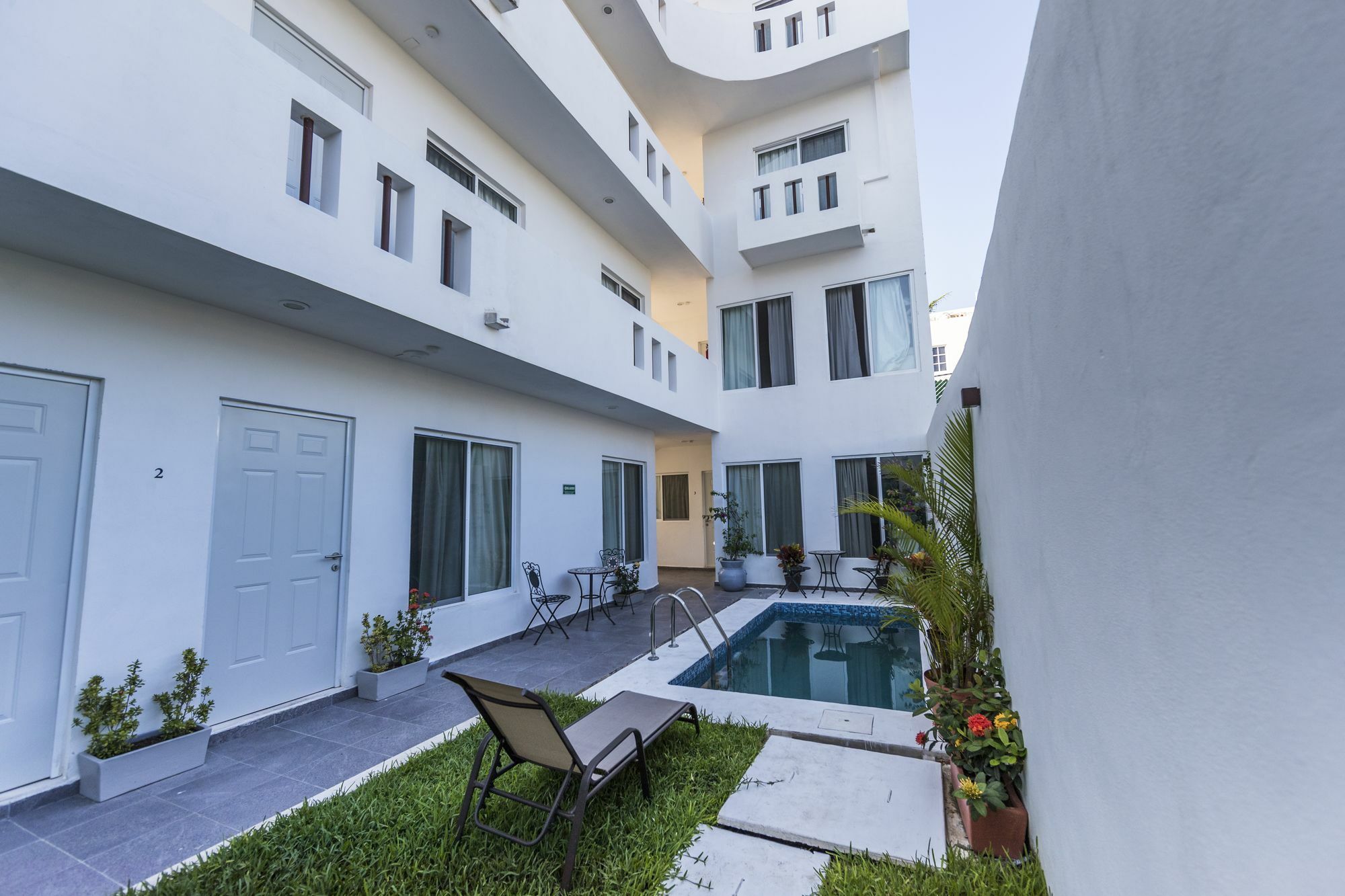 Suite 24 Aparthotel By Xperience Hotels Playa del Carmen Exterior photo